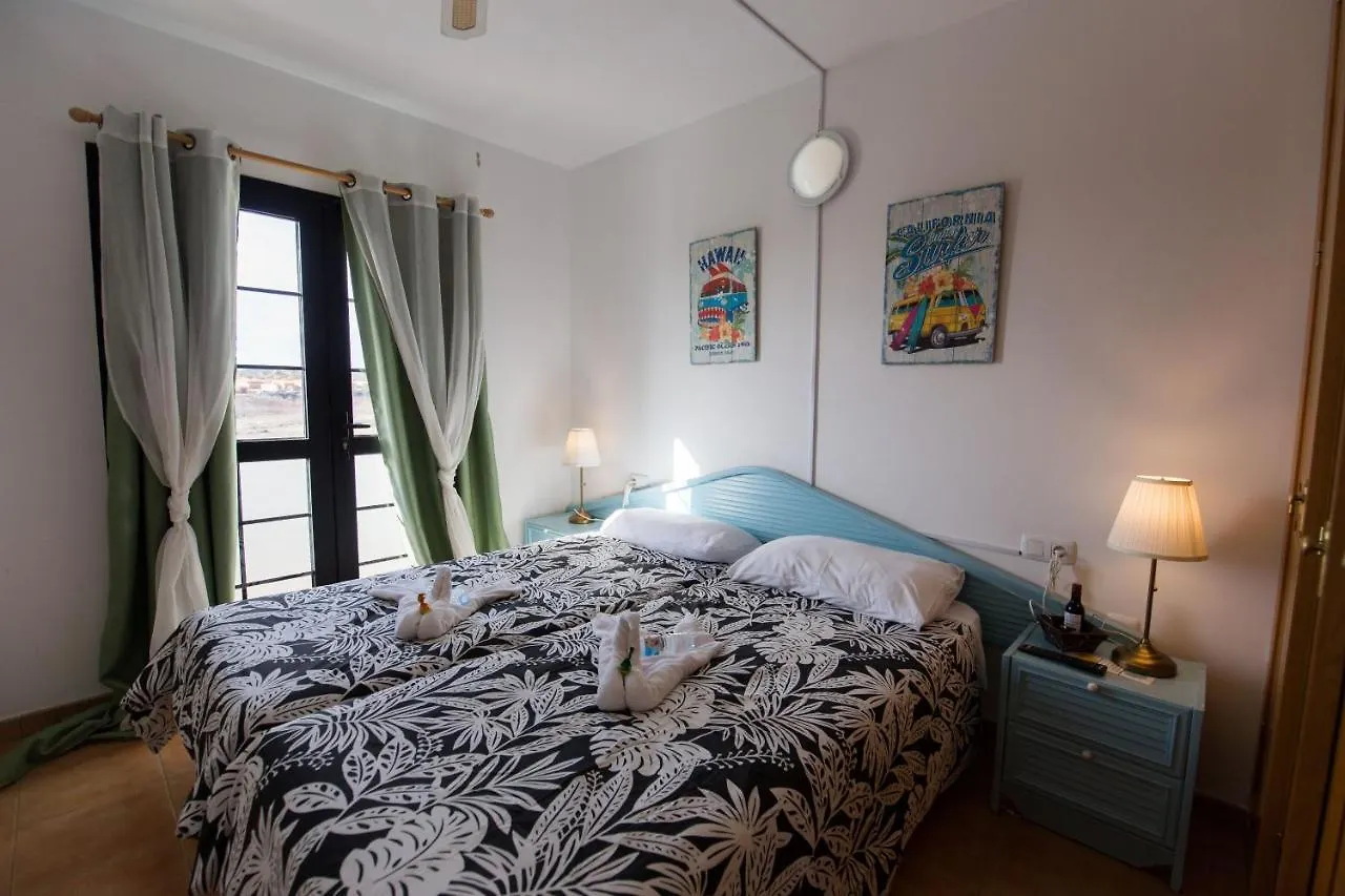 Surf Riders Fuerteventura Guest House Corralejo 2*,  Spain