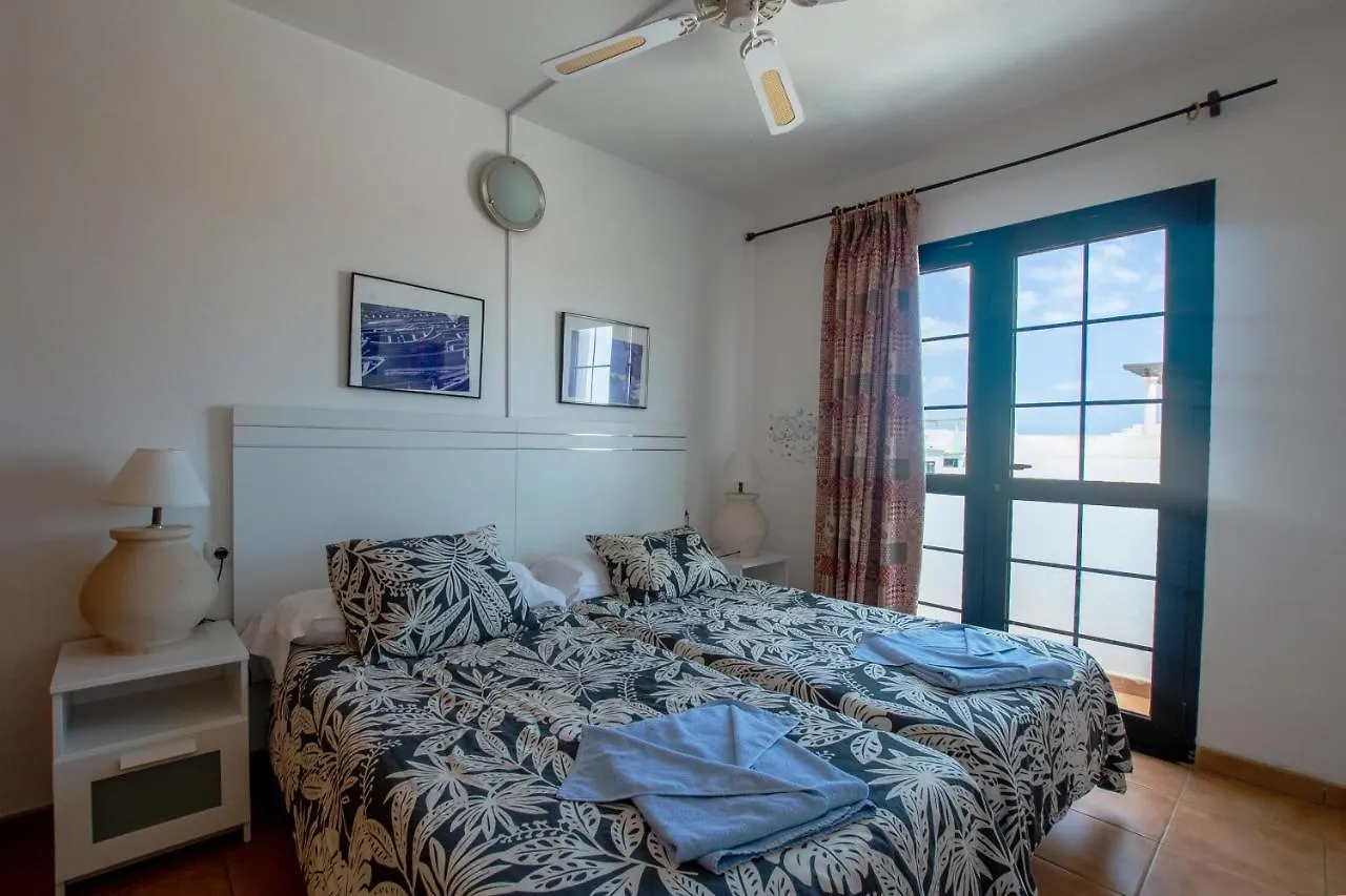 Surf Riders Fuerteventura Guest House Corralejo 2*,  Spain