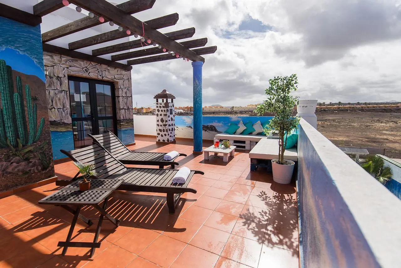 Surf Riders Fuerteventura Guest House Corralejo 2*,  Spain