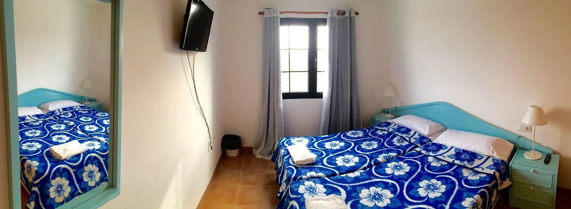 Surf Riders Fuerteventura Guest House Corralejo 2*,  Spain